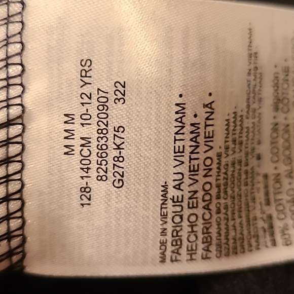 LEVI'S BRAND GIRLS BLACK "SILVERTAB" SIGNATURE SWEATSHIRT SIZE MEDIUM - Picture 6 of 9